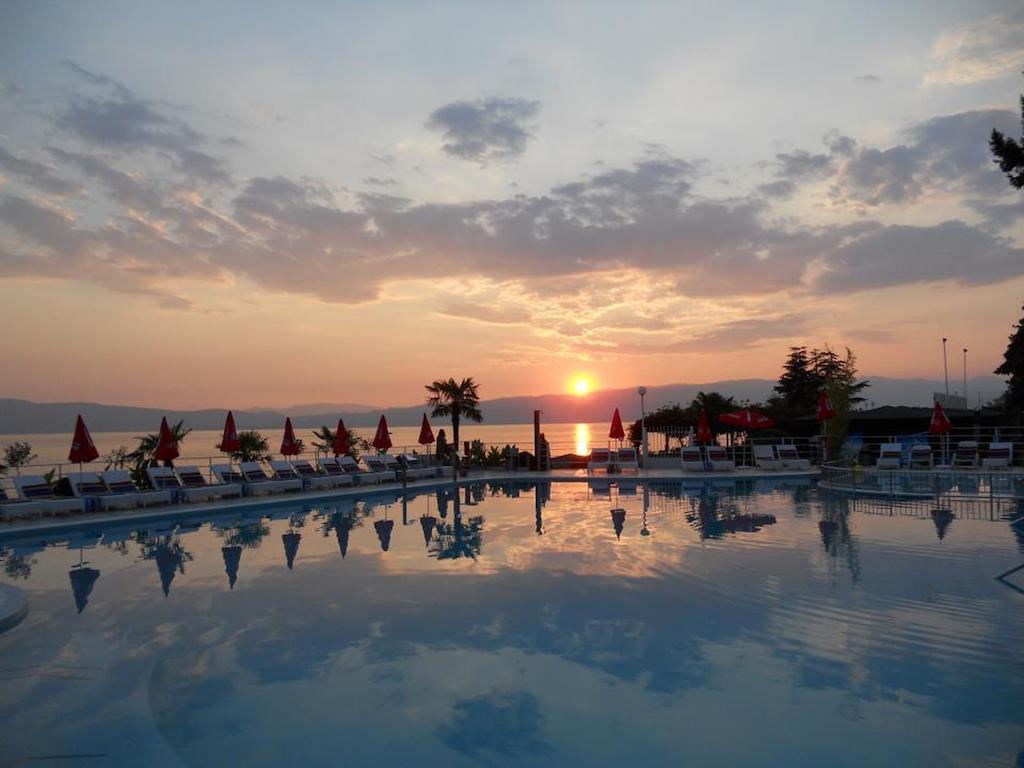 Hotel Granit Ohrid Extérieur photo