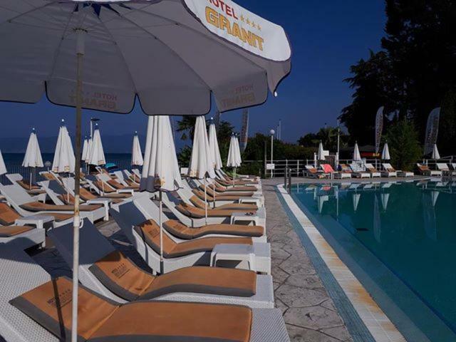 Hotel Granit Ohrid Extérieur photo